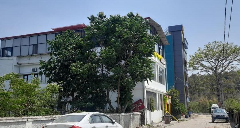 Hotel The Bird Dehradun Esterno foto